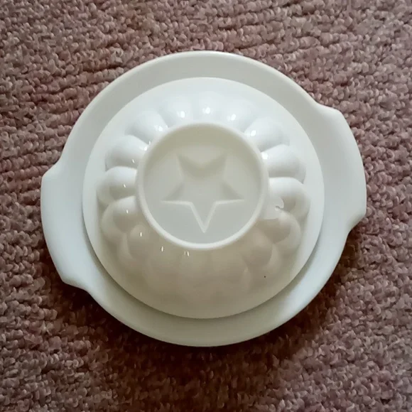 Vintage Tupperware jello molds - Picture 7 of 8